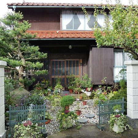 Guesthouse Higashi Fujitatei Shin'onsen Exterior foto